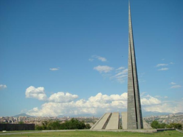 Denkmal und Museum zum Gedenken an die Opfer des Völkermords an den Armeniern 1915.