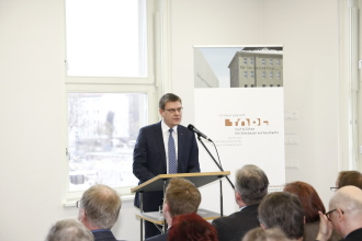 Interner Verweis: Hans-Georg Dorst: Ansprache zur Preisverleihung des Museumspreises 2014