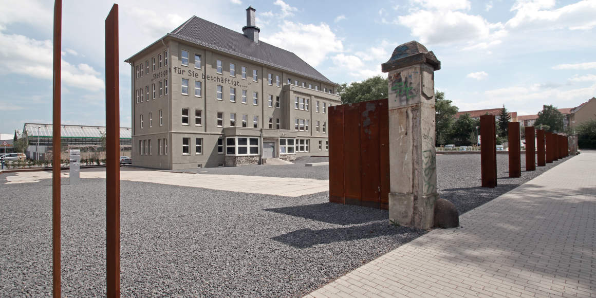 Internal Link: Topf & Sons - Builders of the Auschwitz Ovens Place of Remembrance, 2011