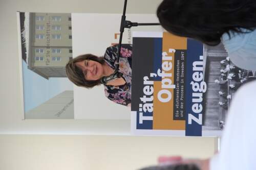 Interner Verweis: Ansprache von Annegret Schüle, Oberkuratorin des Erinnerungsortes Topf & Söhne, zur Eröffnung der Ausstellung "Täter, Opfer, Zeugen. Die 'Euthanasie'-Verbrechen und der Prozess in Dresden 1947"