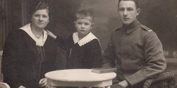 Interner Verweis: Paul Schäfer