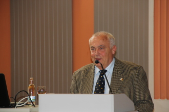 Interner Verweis: Reinhard Schramm: Ansprache zur Eröffnung der Ausstellung "Un-er-setz-bar" in Gotha