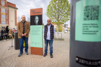 Einweihung Gedenkstele Schramm (1)